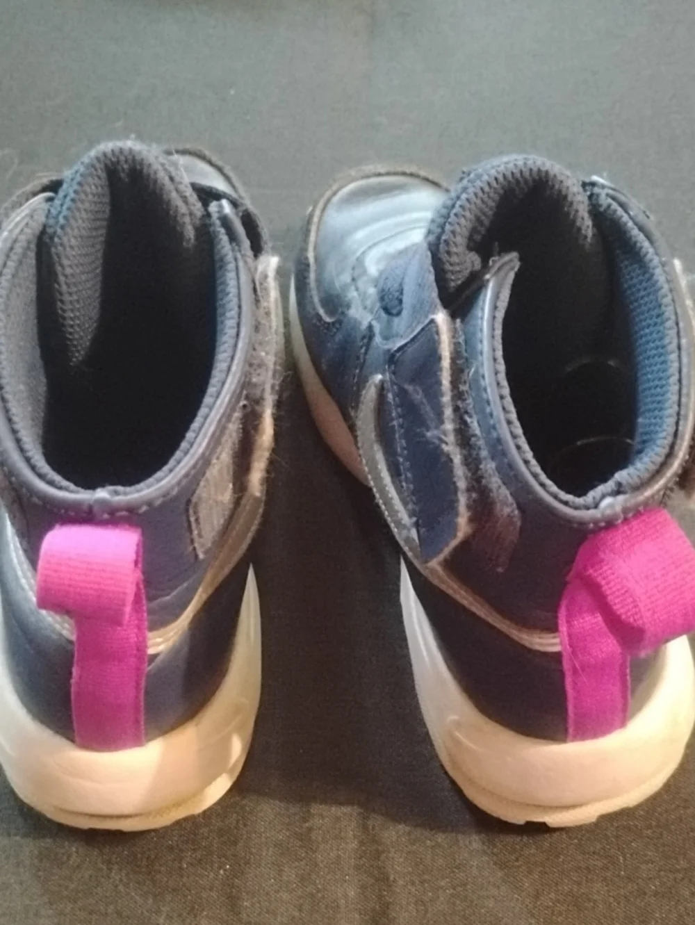 Nike Kids High-Top Sneakers in Navy and Purple